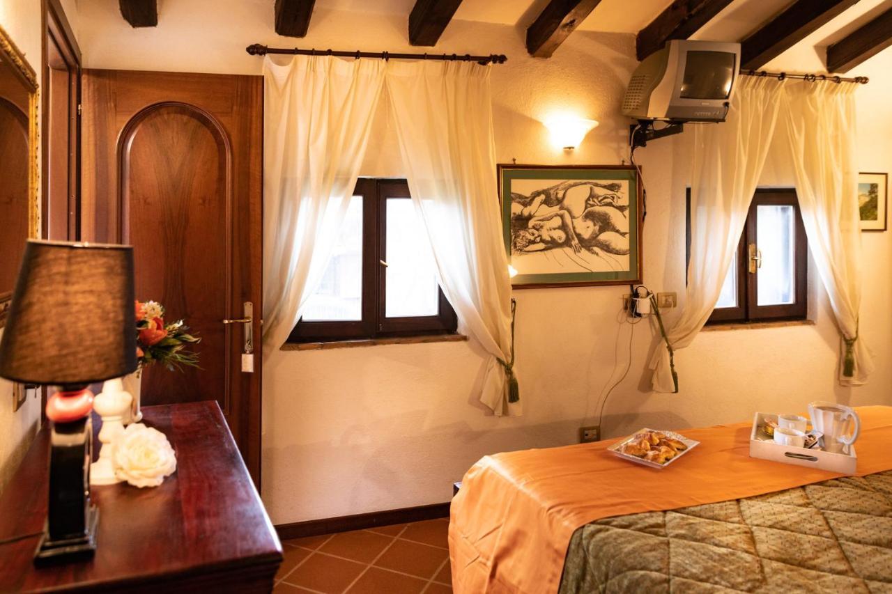 Parco Delle Nazioni - Relax Grand Resort Castel di Decima Eksteriør billede